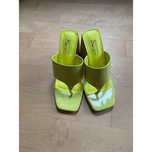 CALL It Spring "Sorayaa" Thong Sandals BNWT Heels Women Sz 8 New Yellow - flaw - Picture 5 of 7